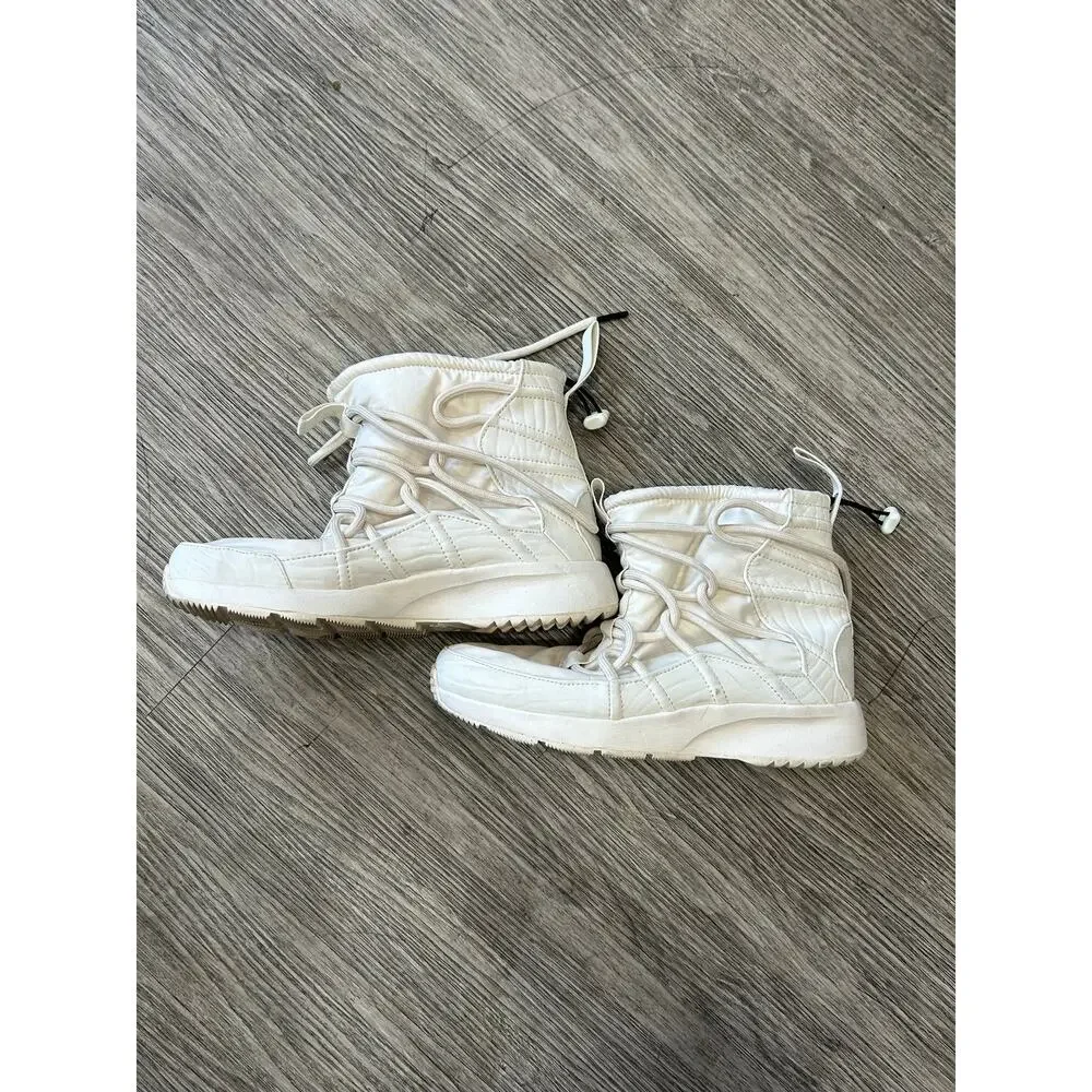 Nike Tanjun High Rise Winter Boots Women Size 7 Phantom Sail White AO0355-003